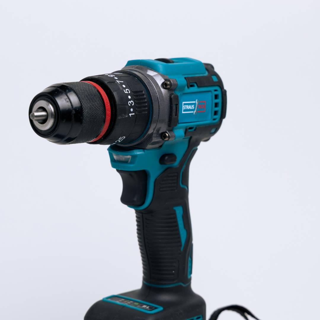 ÜTVEFÚRÓ 42V | STRAUSTECH