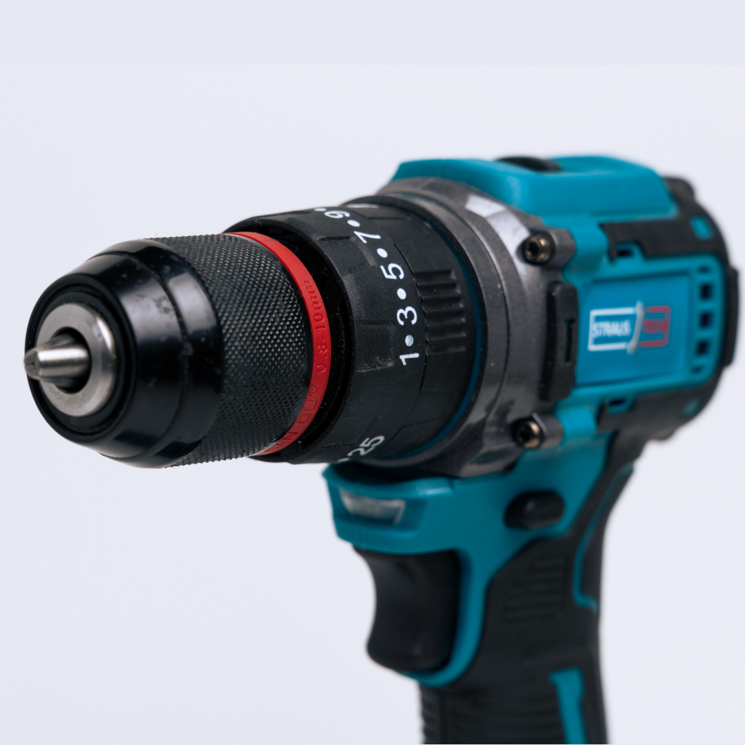 ÜTVEFÚRÓ 42V | STRAUSTECH