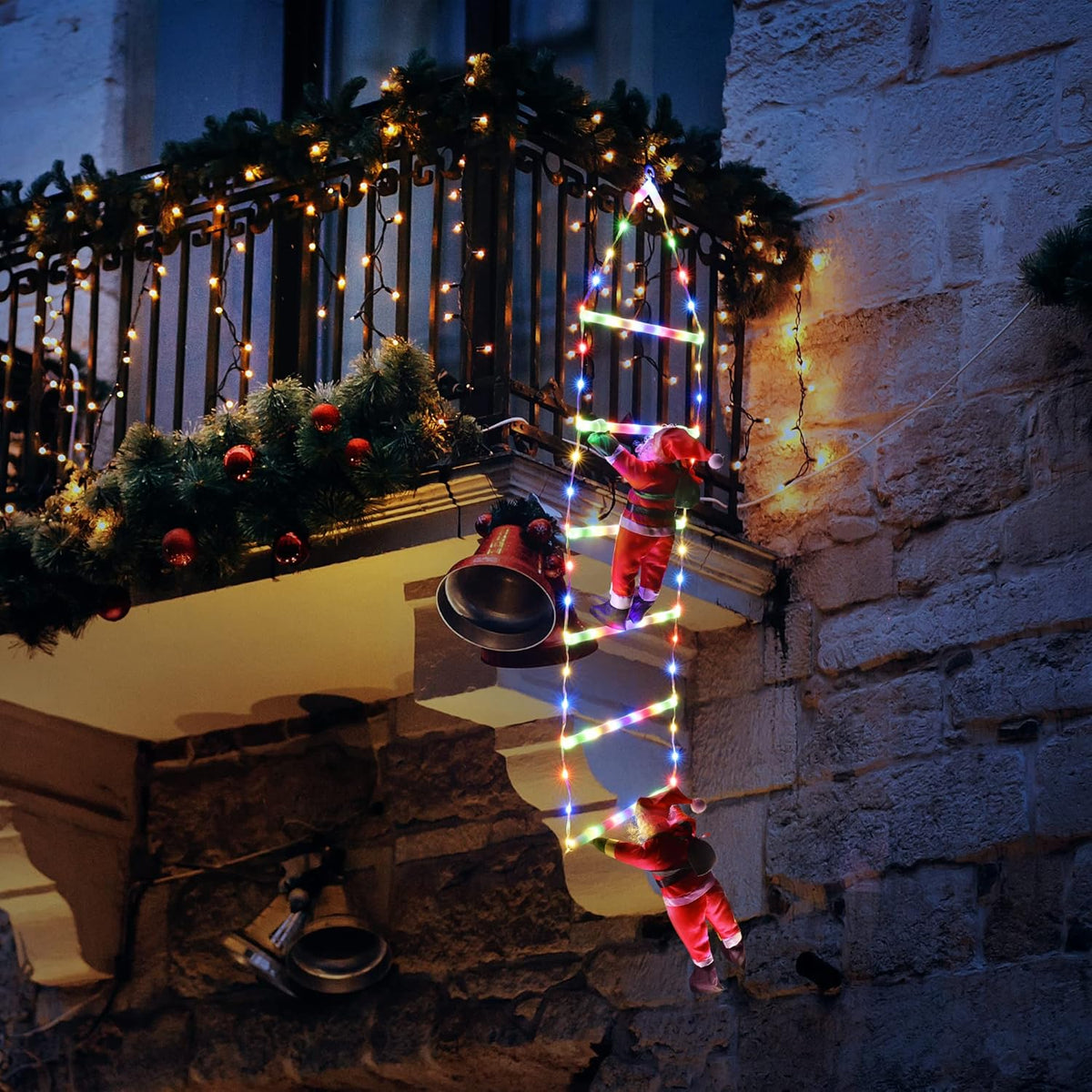 Mikulás a LED létrán