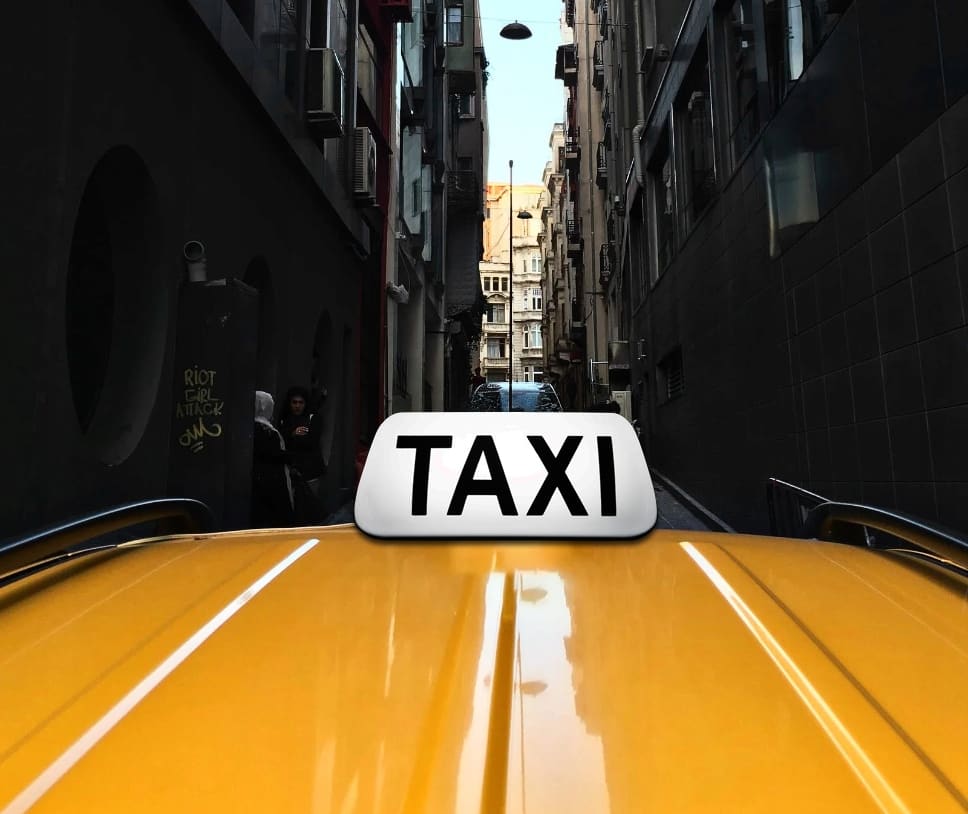 TAXI FEDÉLZETI LED TÁBLA